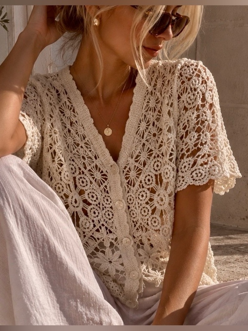 Good Luck Gem Ivory Crochet Lace Button Front Top Size S NWT